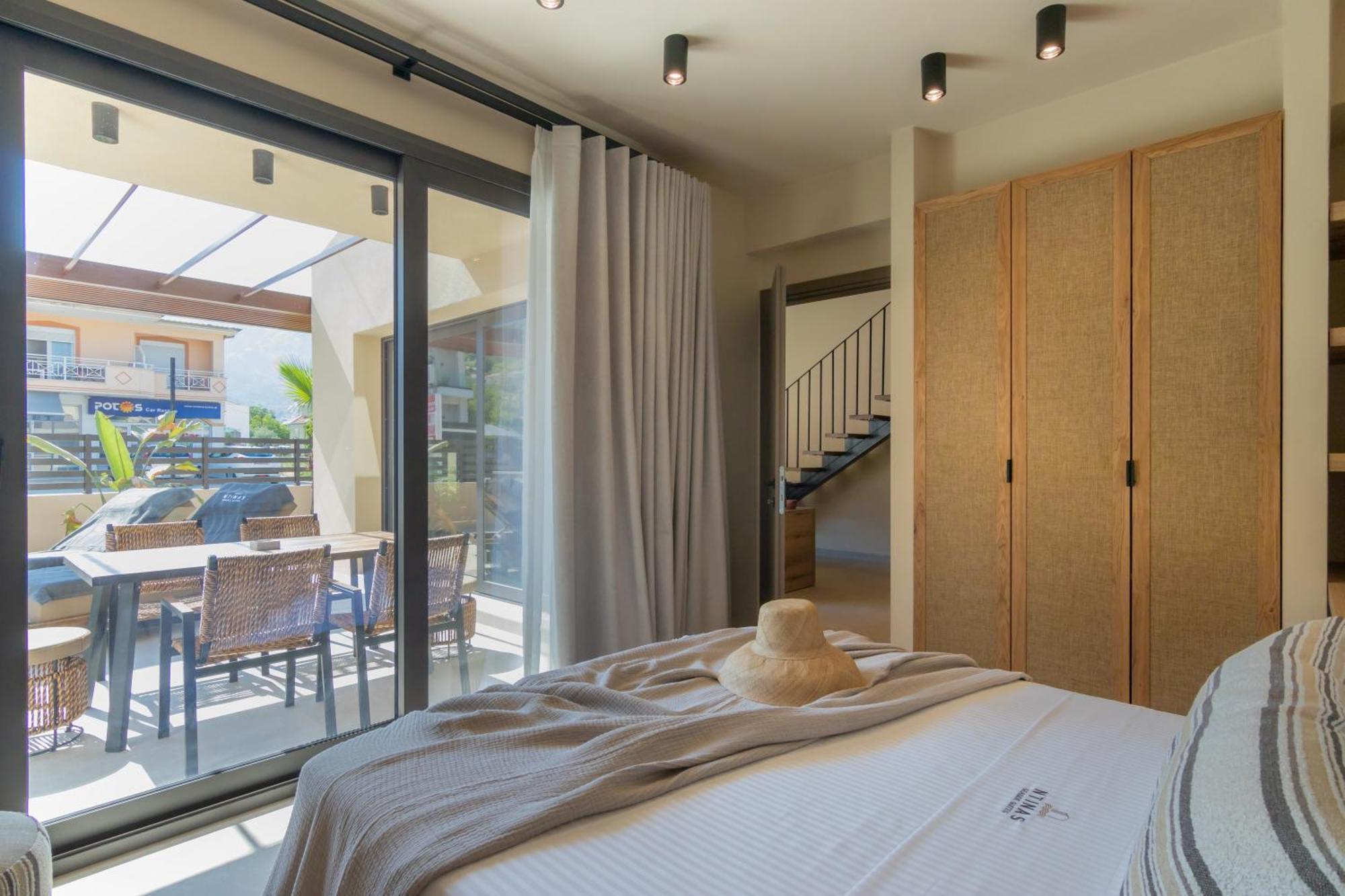 Ntinas Seaside Suites Скала-Потамьяс Екстер'єр фото